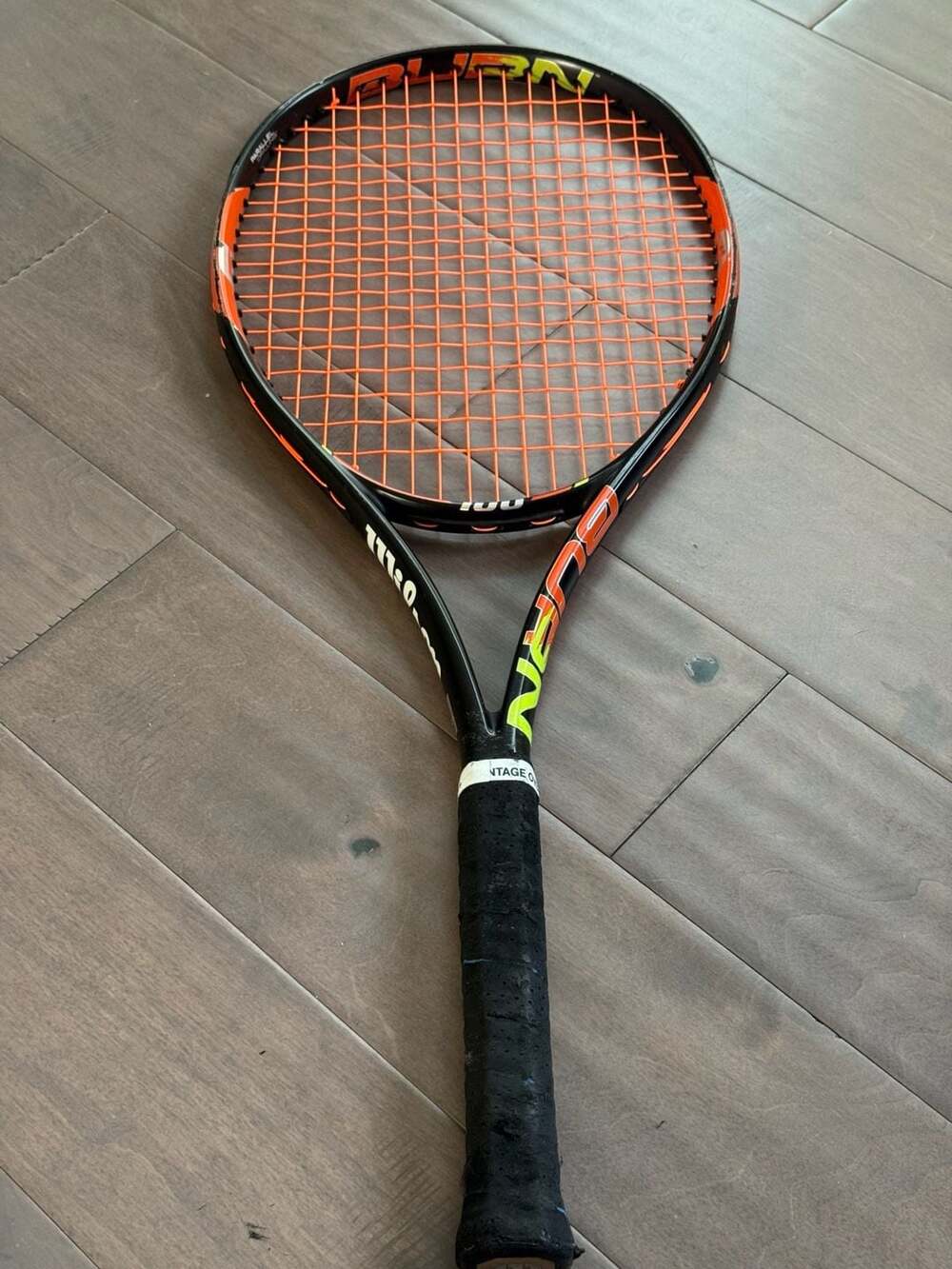 Wilson Burn 100 Tennis Racquet X2 Shaft 303g 18x16
